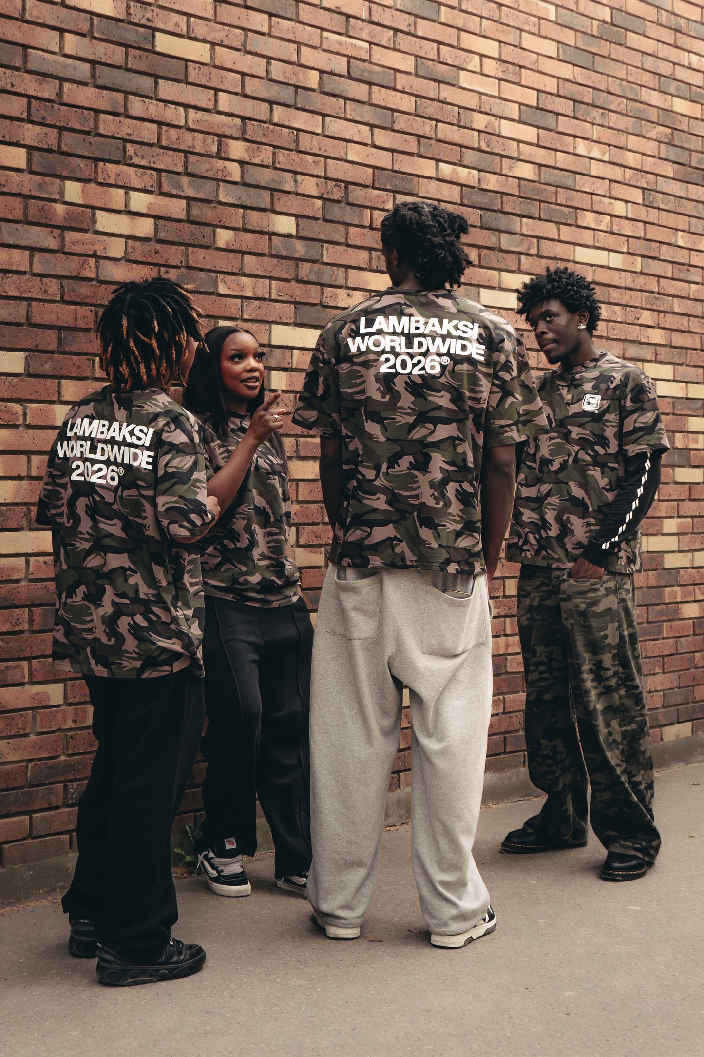T-SHIRT LAMBAKSI